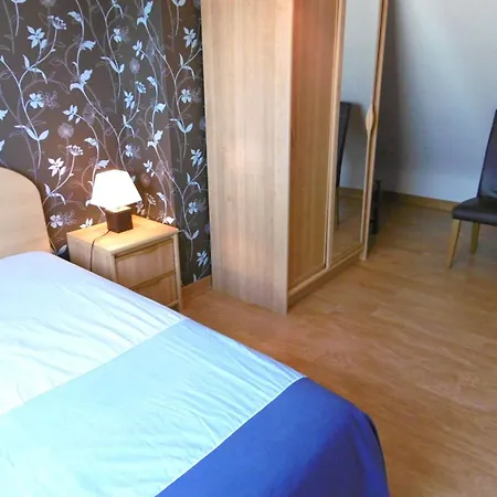 Вилла Maison 5 Pieces 8 Personnes Avec Jardin Clos A 700 M De La - Loaven Сарзо