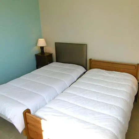 Maison 5 Pieces 8 Personnes Avec Jardin Clos A 700 M De La - Loaven *