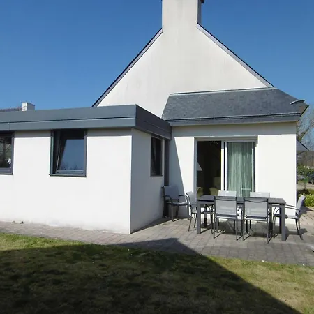 Maison 5 Pieces 8 Personnes Avec Jardin Clos A 700 M De La - Loaven * Сарзо